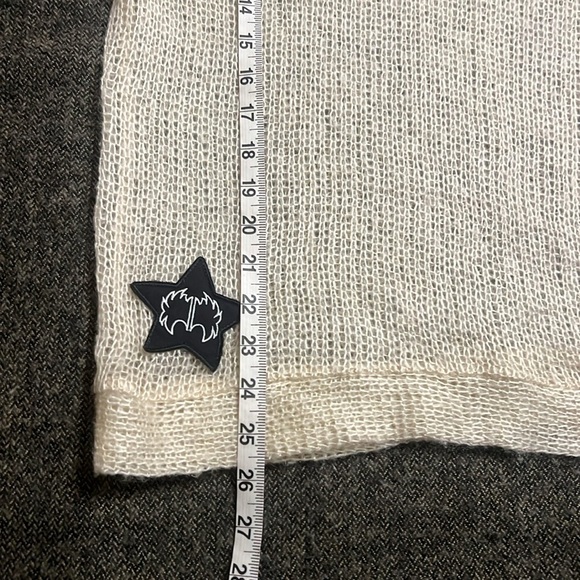 Federation sz L open knit bright sweater grey sleeves with patches - Picture 7 of 9